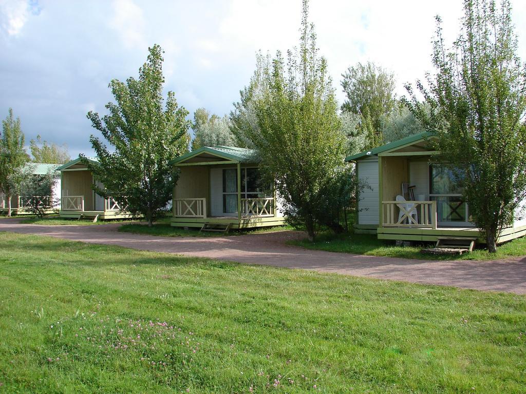 Camping Phare Ouest Saint-Denis-dʼOléron Exteriör bild