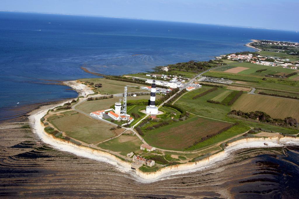 Camping Phare Ouest Saint-Denis-dʼOléron Exteriör bild